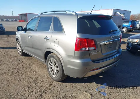 2013 Kia Sorento Sx V6 z USA, uszkodzony, nr VIN 5XYKWDA25DG325547